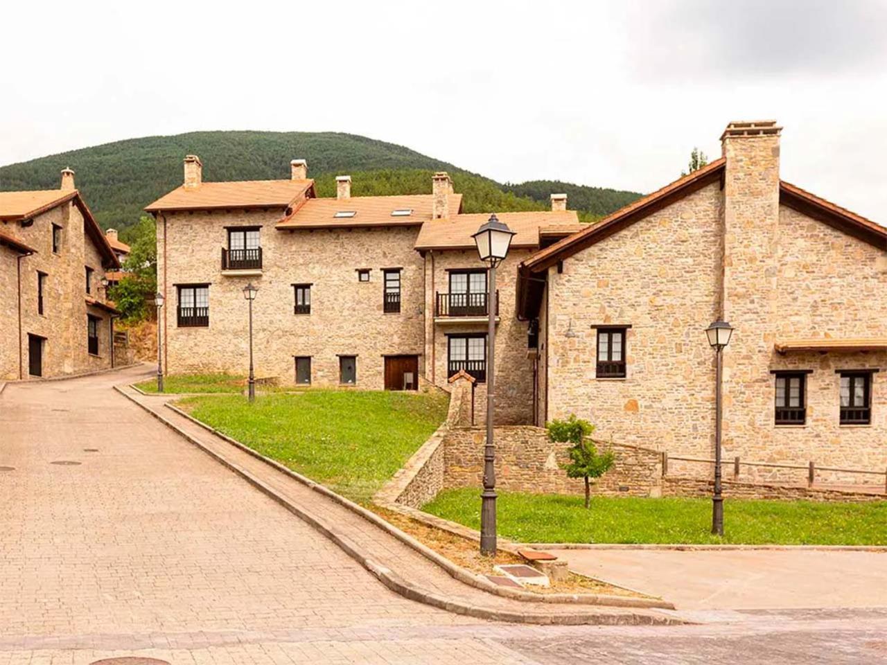 Apartamentos Jaca Mirador De Badaguas 3000 Exterior foto